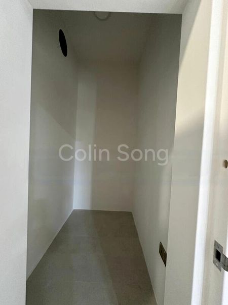 2 Bed Apartment (Condo) for Rent in  35 Gilstead - Image 3